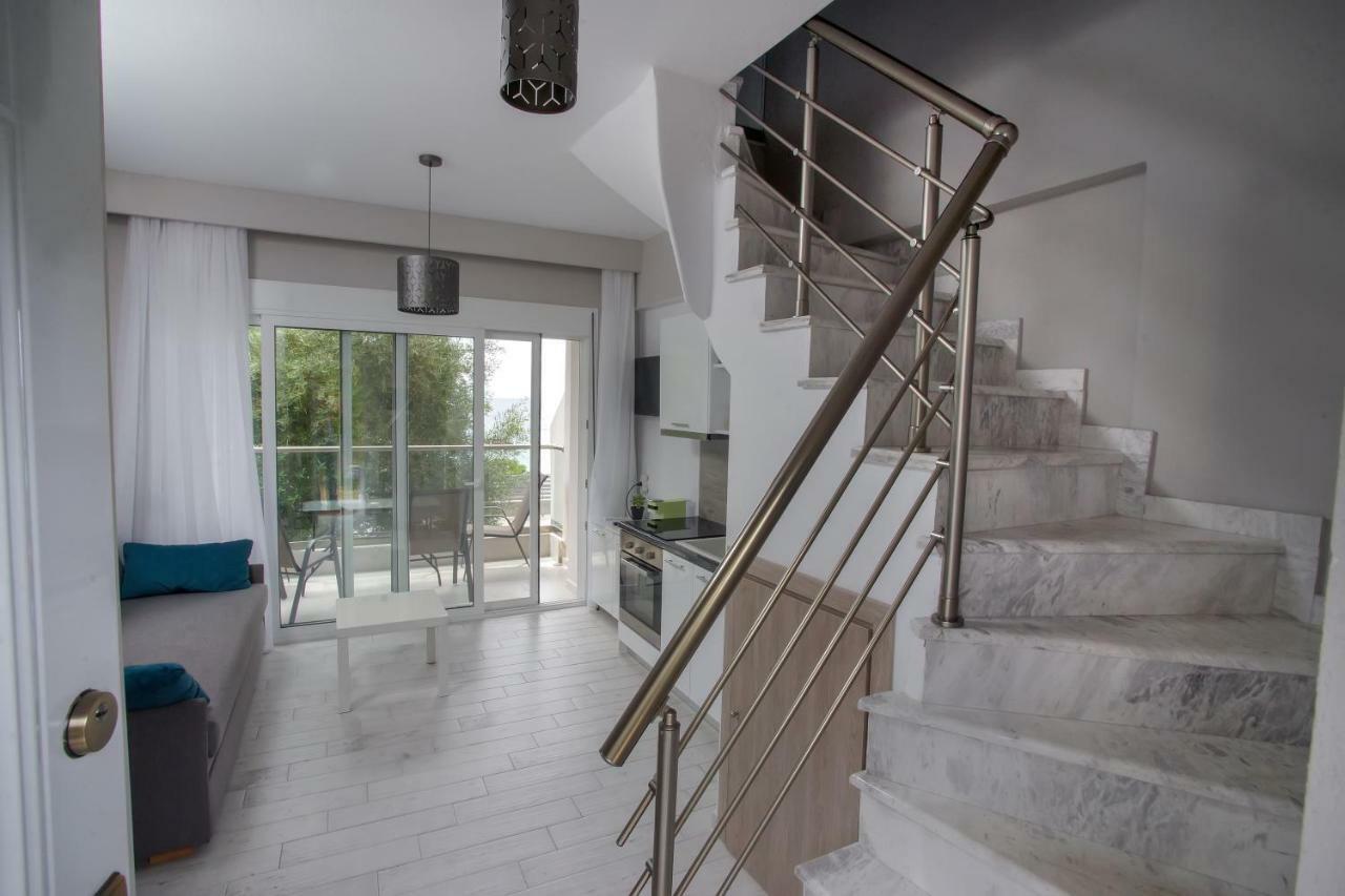 Akti Alegra II Villa Неос Мармарас Екстериор снимка